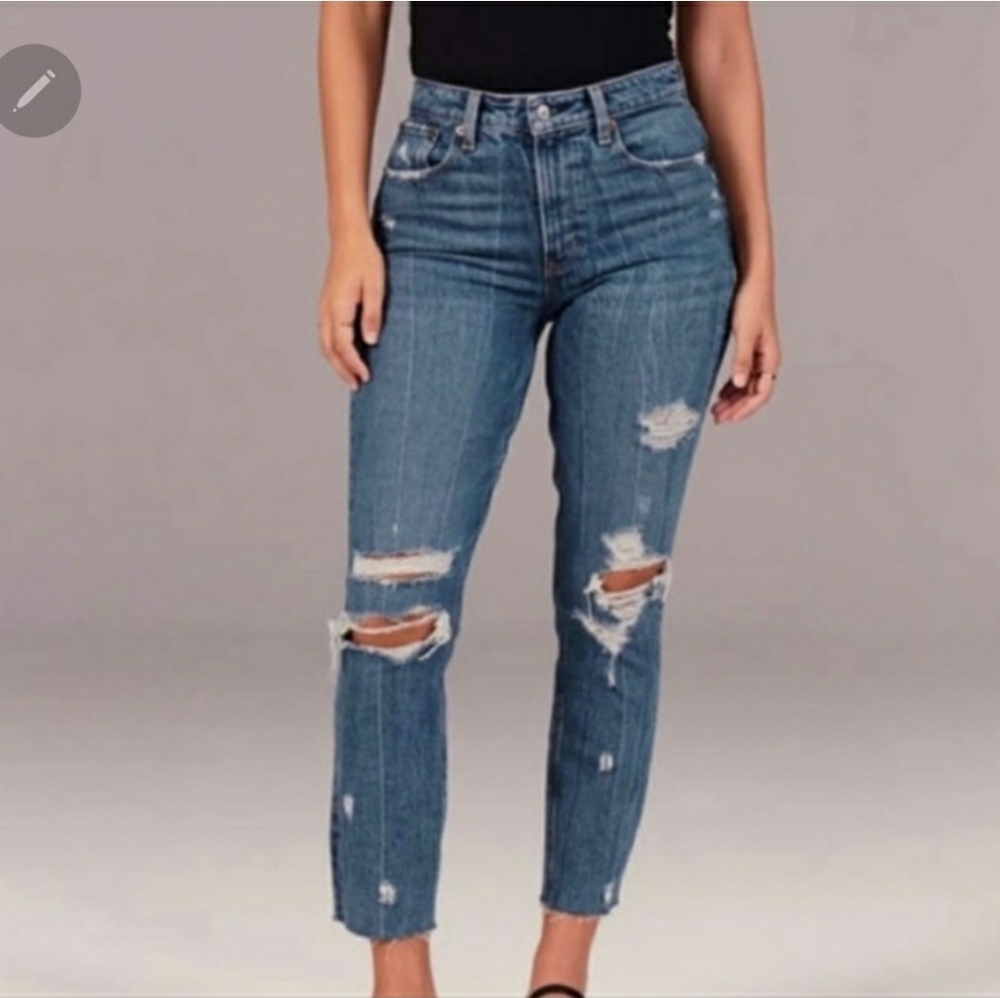 Abercrombie & Fitch High Rise Mom Jeans distressed raw hem size 25 R